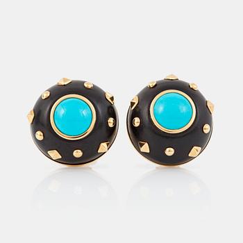 A pair of turquoise and wood earrings by Trianon. No: 27617.