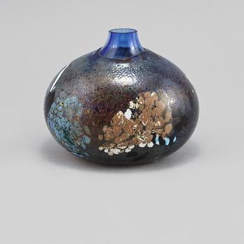 VAS, glas, Bertil Vallien, Kosta Boda, sent 1900-tal.