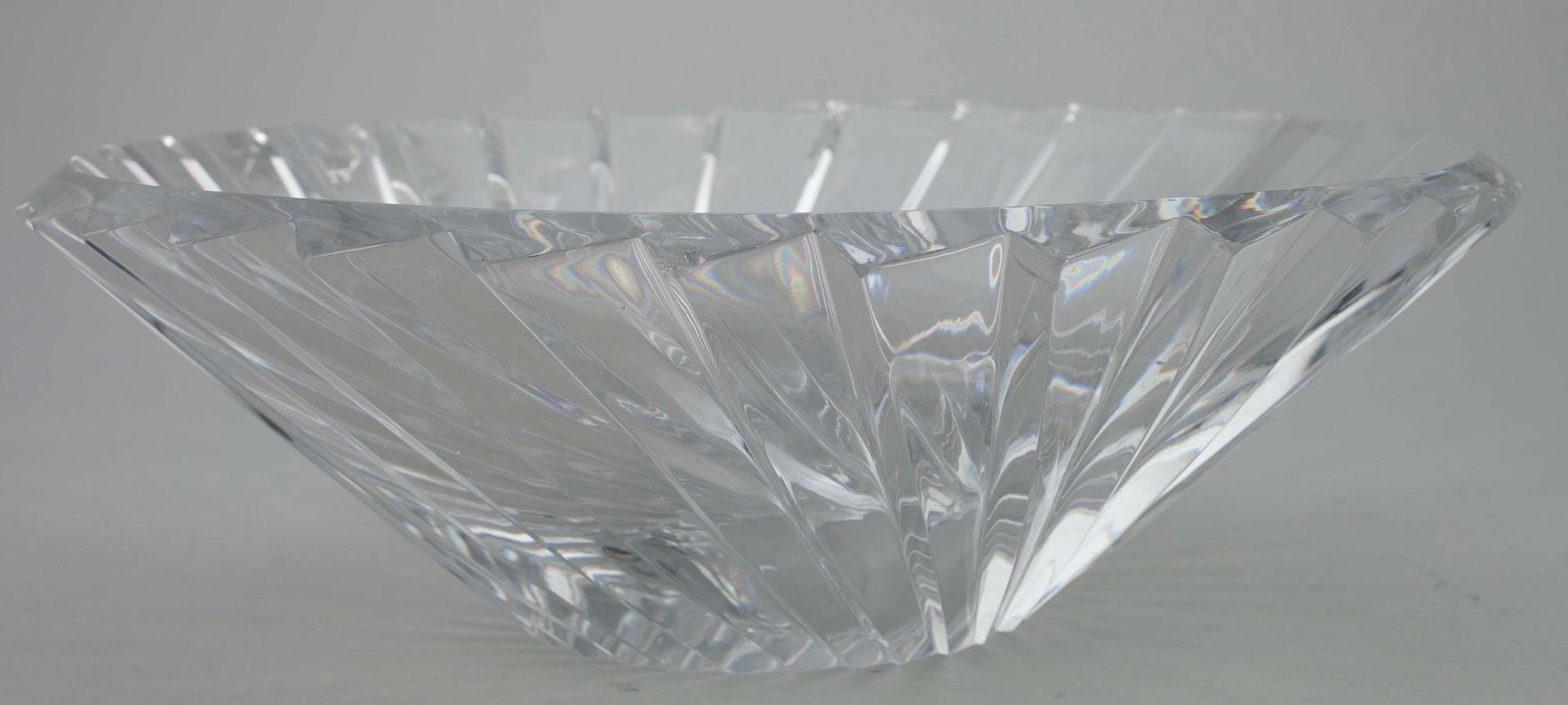 KRISTALLSKÅL, sign. Aimo Okkolin, Riihimäen Lasi. 1900-talets senare hälft.