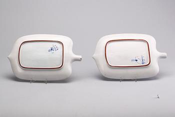 FAT, 2 st, fajans, Stig Lindberg, Gustavsbergs studio, 1900-talets mitt.