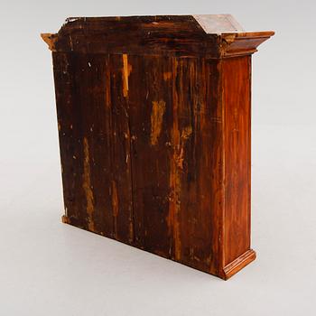 ÖVERSKÅP, allmoge, 1700-/1800-tal.