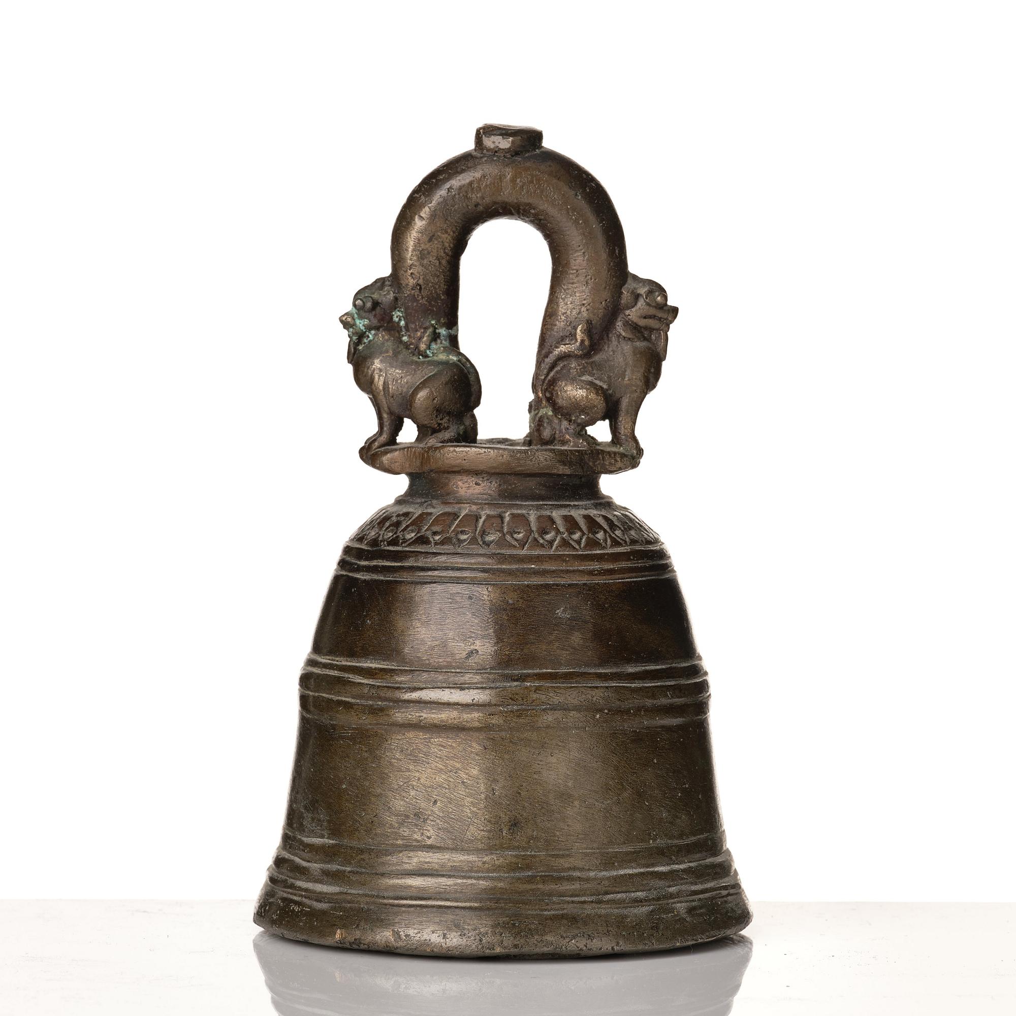 Tempelklocka, brons. Tibet, 17/1800-tal.