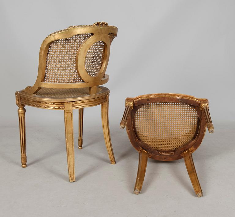 KARMSTOLAR, 1 par, Louis XVI stil, 1900-talets mitt.