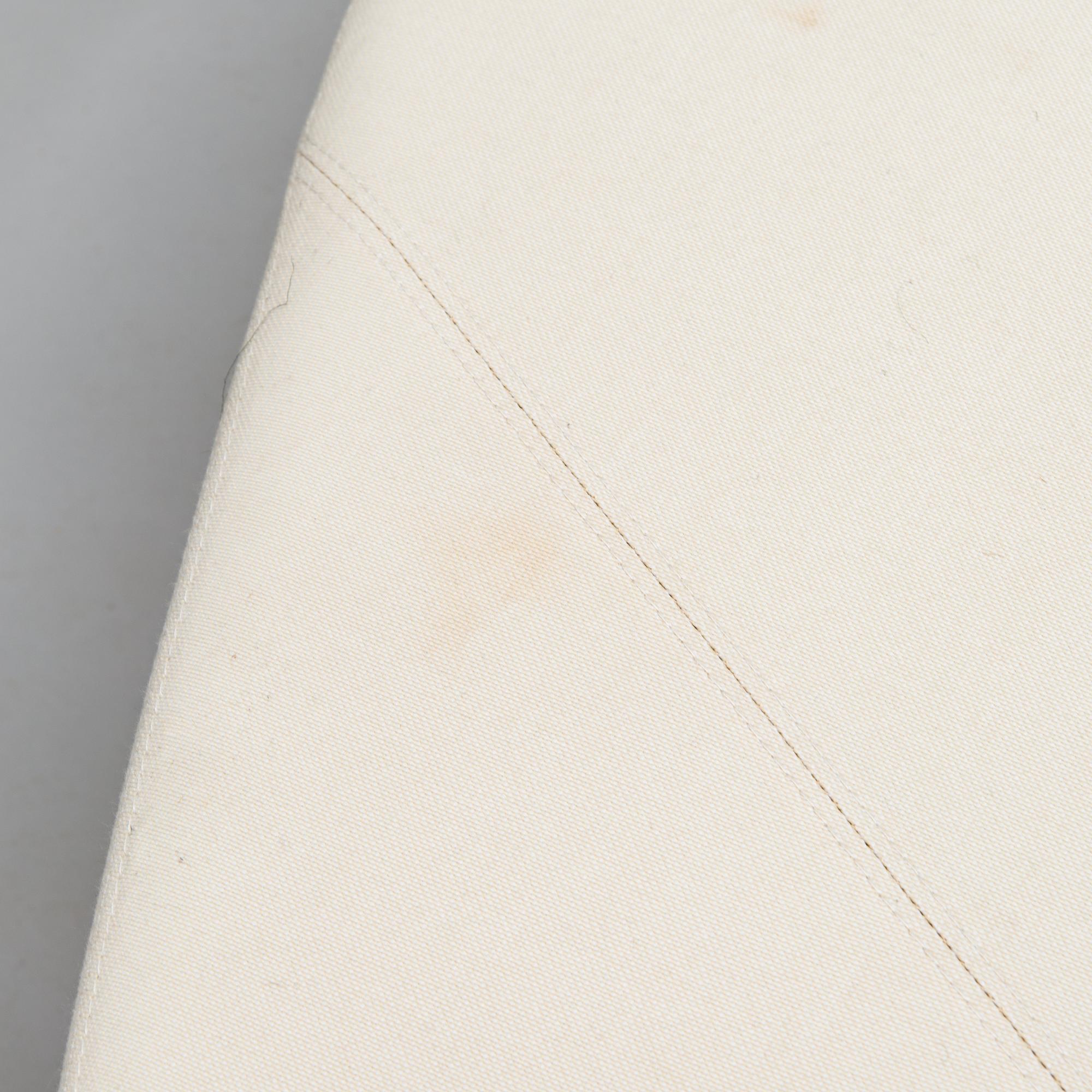 Busk + Hertzog, A set of three "Plasma" sofas for +Halle, Denmark. 2007.