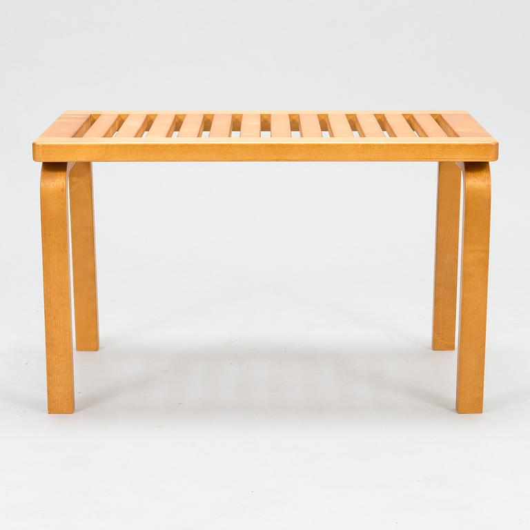 ALVAR AALTO, A '153B' bench for Artek 2004.