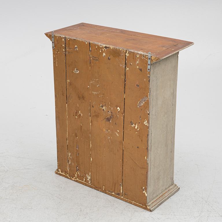 Hanging cabinet, 19th century.