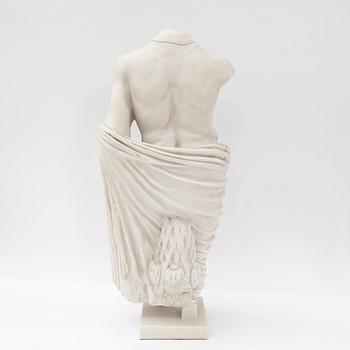 Skulptur, konstmassa, replik från Milles antiksamling.