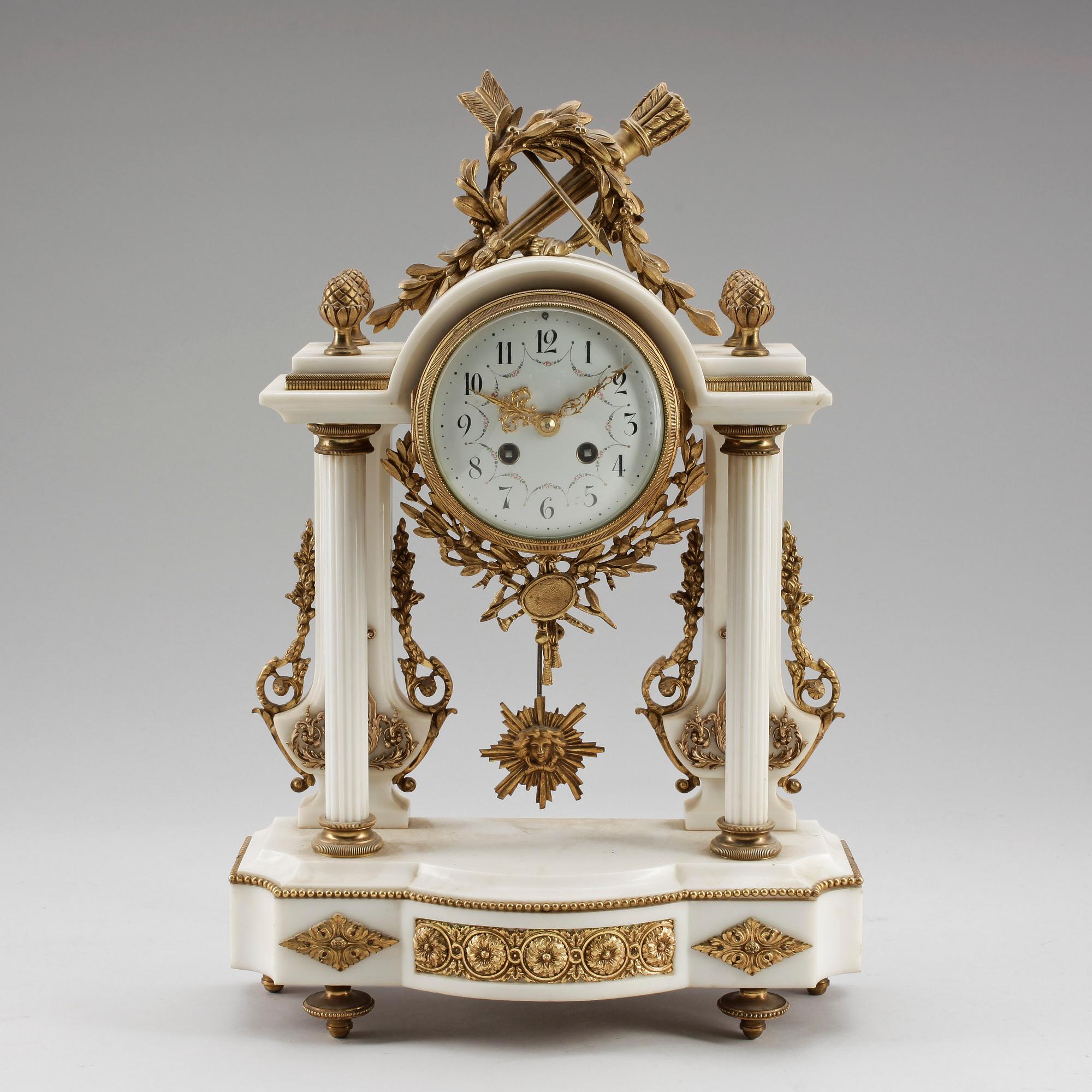 BORDSPENDYL, Louis XVI-stil, 1900-tal.