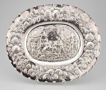 PRESENTERFAT, silver, barockstil, CG Hallberg Stockholm 1945. Vikt ca 1850 gram.