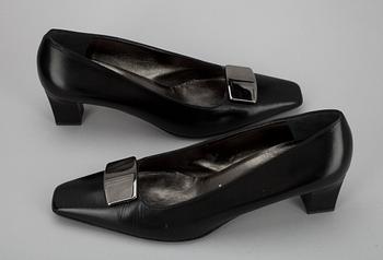 SKOR, pumps, Bruno Magli i originalkartong.