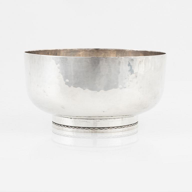 A silver bowl by Lennart Råström Stockholm, 1968.