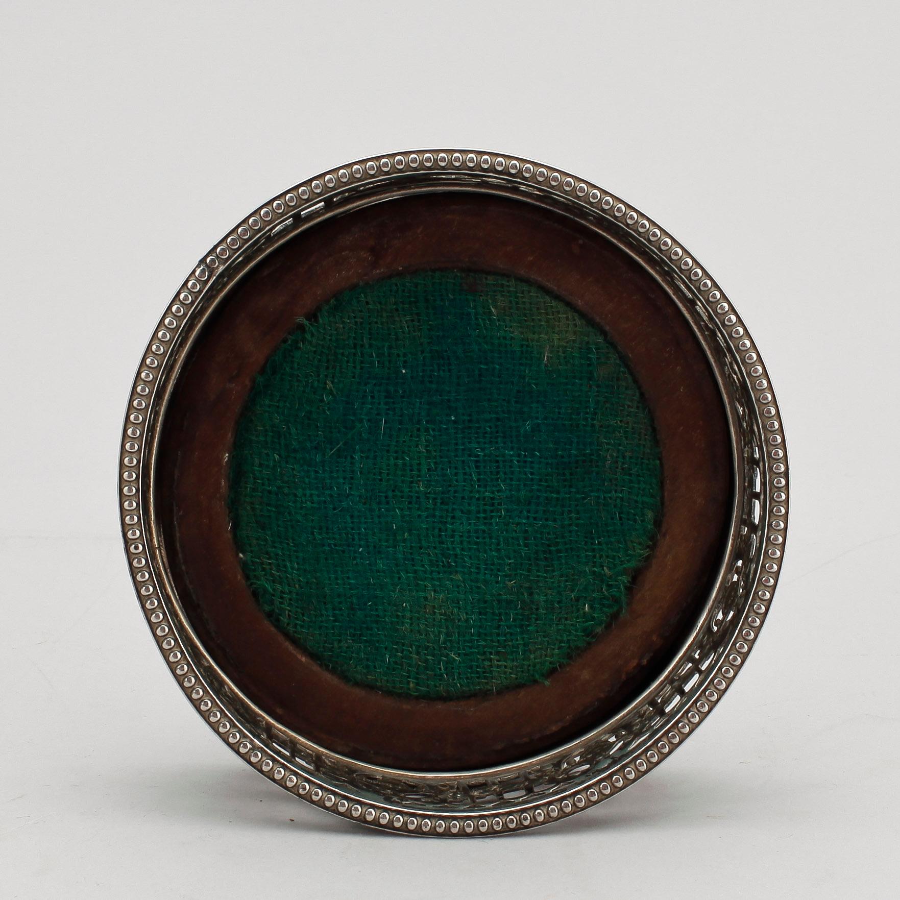 COASTER, silver, London, England,  troligen 1791.