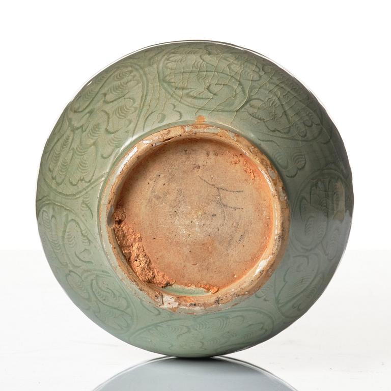 A celadon glazed jar with cover, Yuan dynasty (1271-1368).