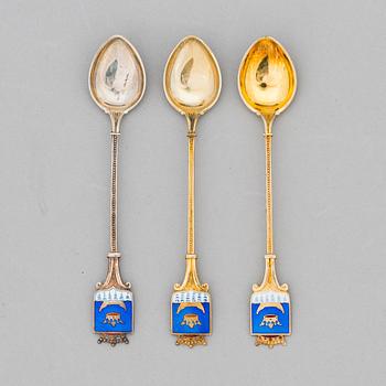 Coat of arms of Helsinki silver spoons, 39 pcs, Turku Finland 1936 - 1974.