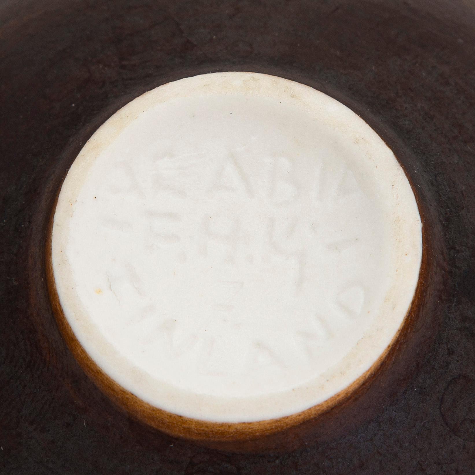 Friedl Holzer-Kjellberg, skålar, 3 st, signerade F.H.Kj. Arabia Finland.