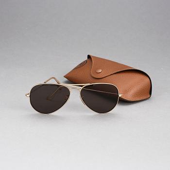 SOLGLASÖGON, "Aviator", Ray-Ban.