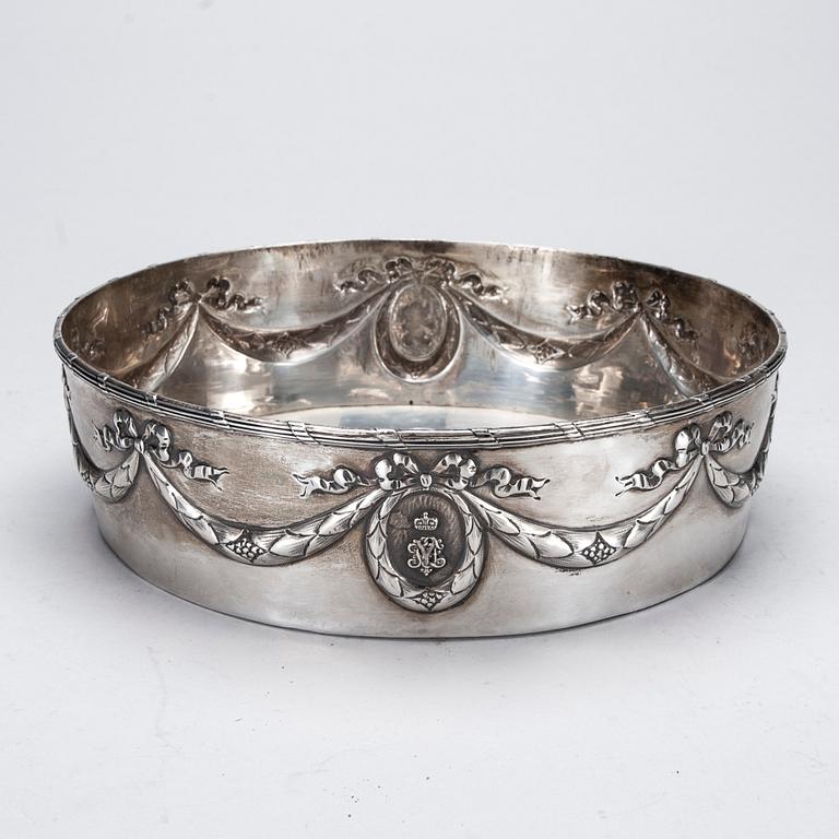 SKÅLFAT / SERVERINGSSKÅL, 930 silver, Tyskland, ca 1900. Vikt 567,4 g.