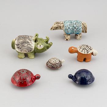 Lisa Larson, six stoneware figurines, from the series "Jura" and "Sköldpaddor", Gustavsberg.