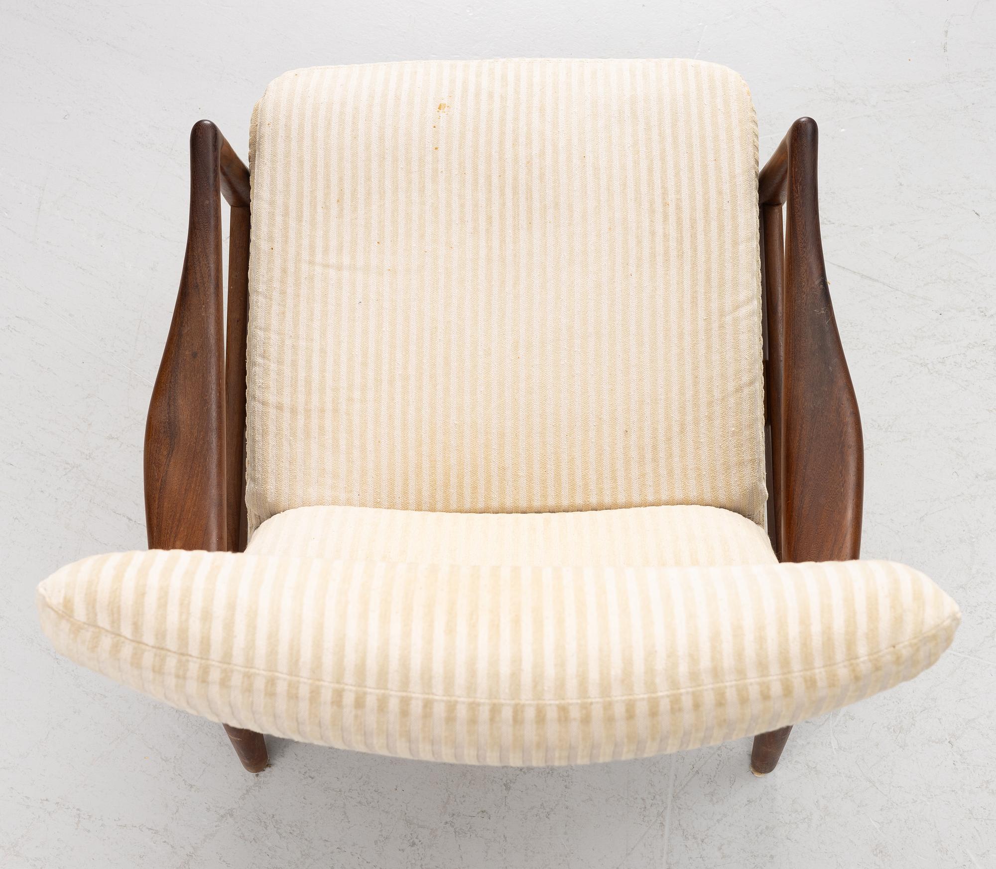 Fåtölj med fotpall, 1900-talets andra hälft, Danmark.