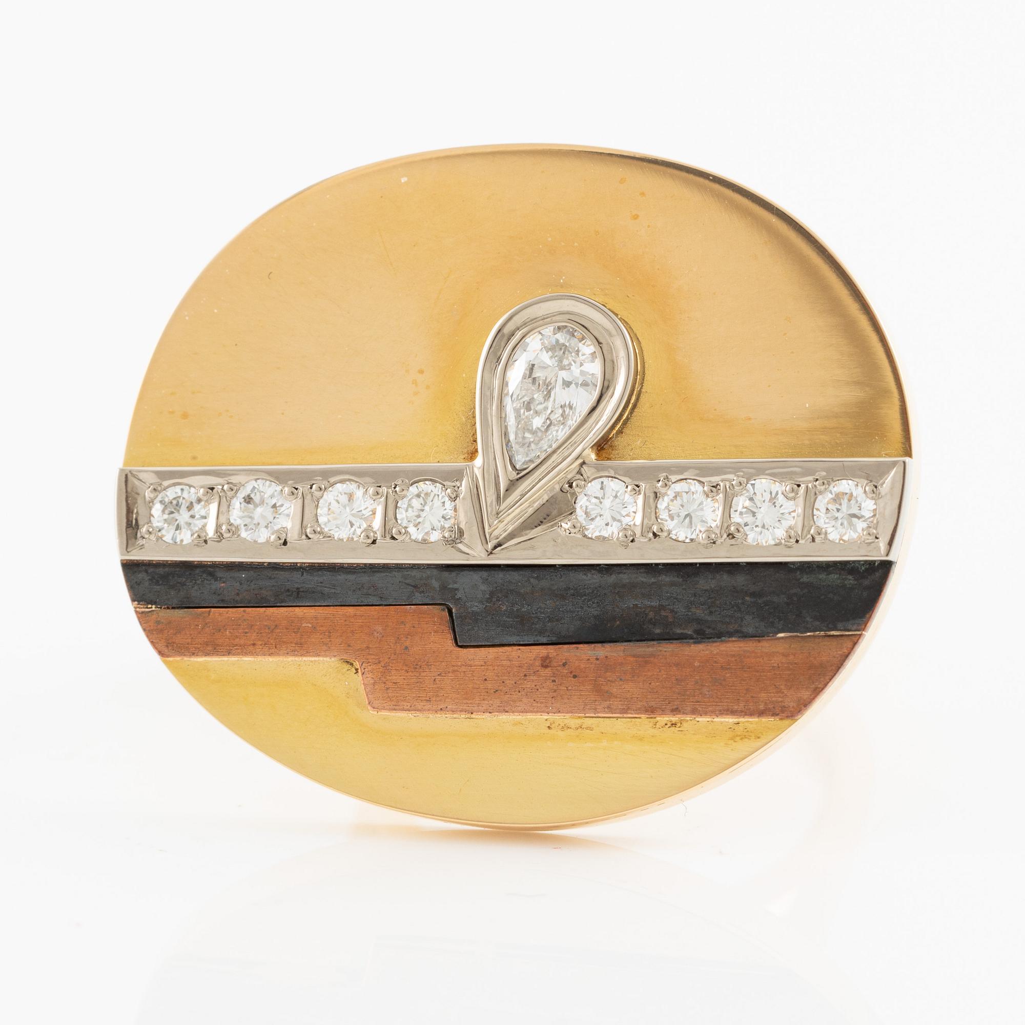 Jan-Christer Lundqvist, ring, "Reflex 2" 18K gold with diamonds, Skövde 1990.
