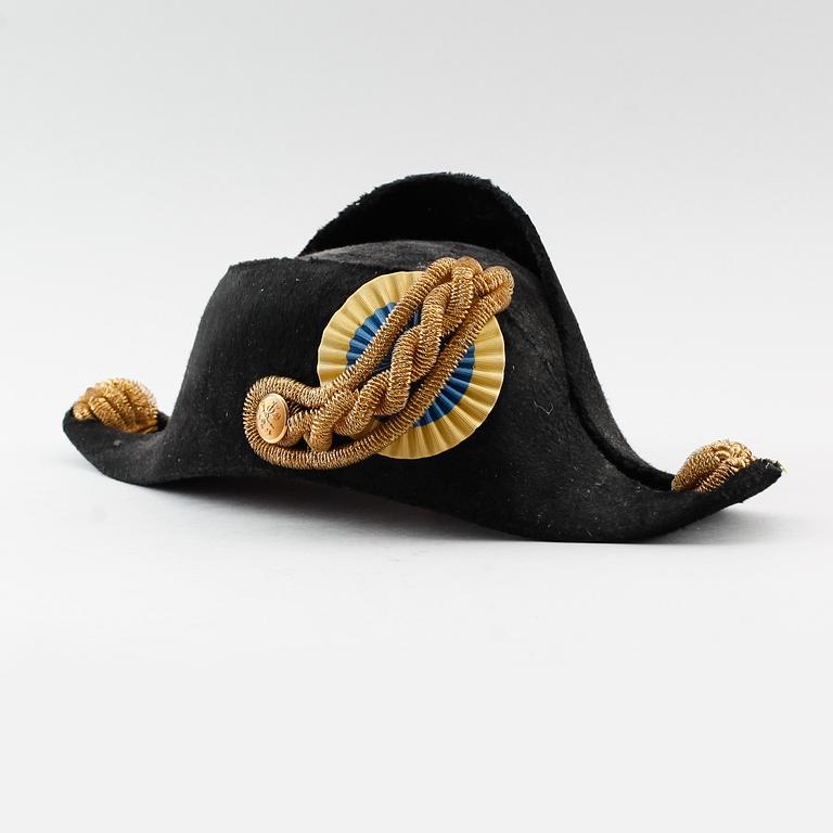 BICORNE SAMT ASK, svensk, för ämbetsman, omkring år 1900.