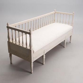 SOFFA, gustaviansk, omkring 1800.