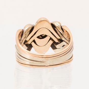 Ring "Pusselring" 14K rosé, vitt och rött guld.