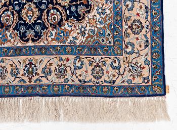 Carpet, Isfahan, ca 165 x 100 cm.