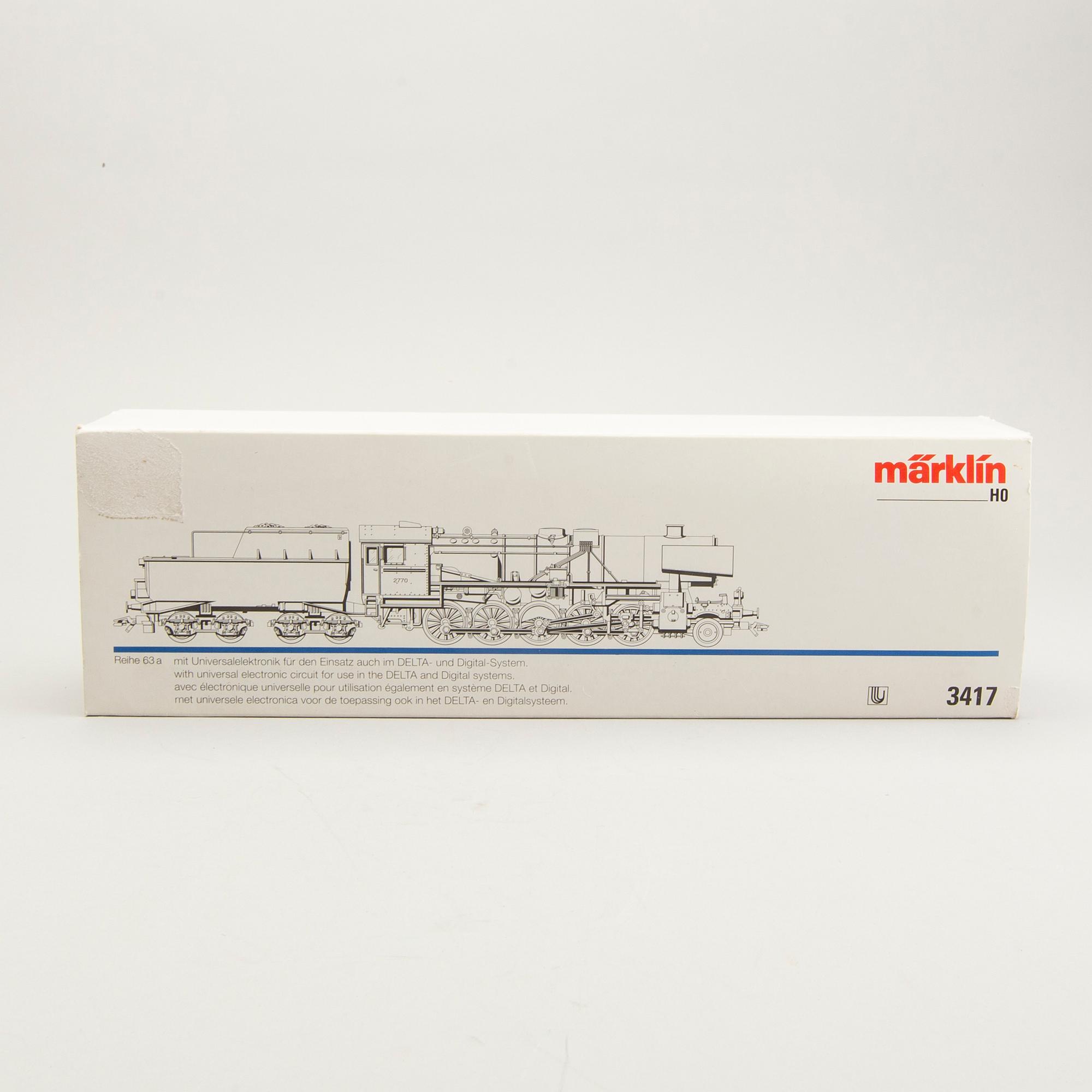 A Märklin H0 steam locomotive.