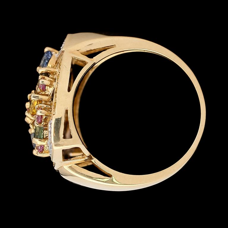 RING, 10K guld, olikfärgade safirer samt diamanter.