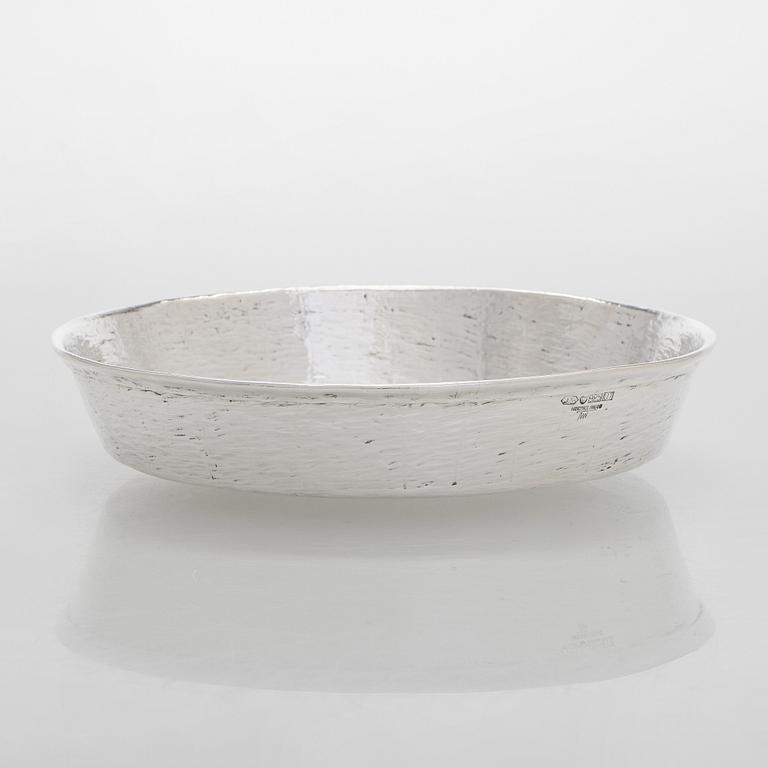 Tapio Wirkkala, A sterling silver bowl, model TW 289, Kultakeskus Hämeenlinna 1973.
