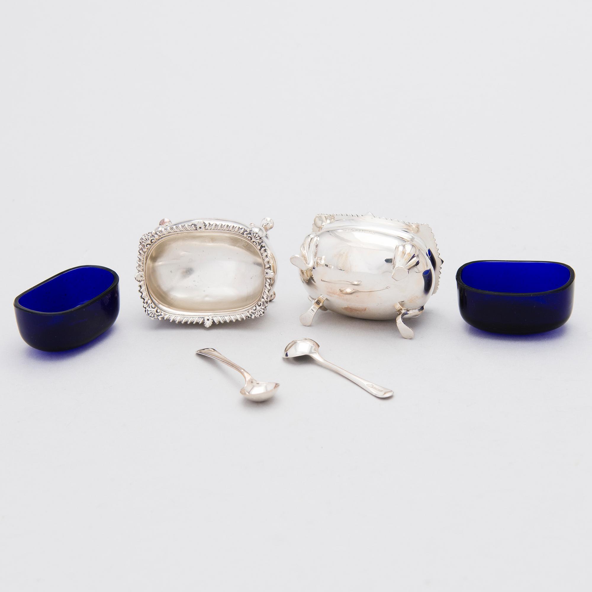 An 8-piece spice set in silver, Adie Brothers Ltd, Birmingham, England 1961-1962.