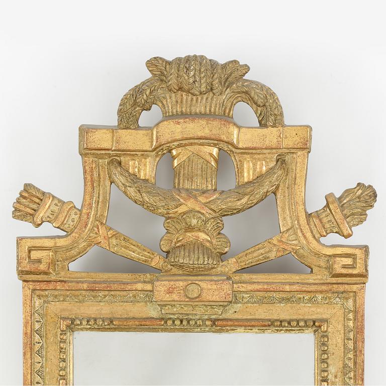 A Swedish gustavian mirror by Niclas Reding (master in Jönköping ca 1779-1825).