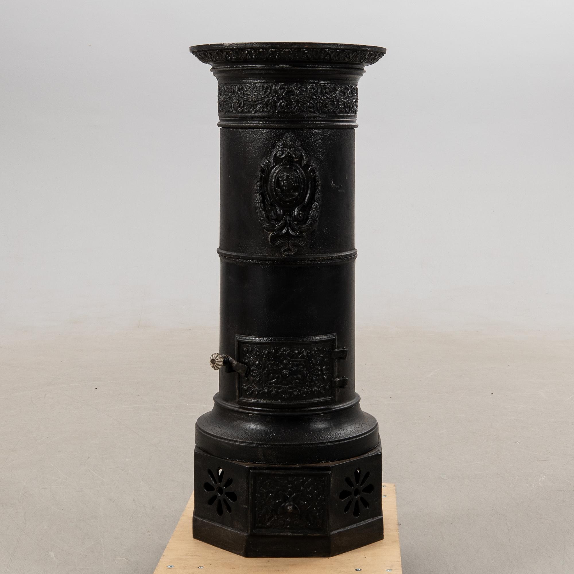 Stove around 1900 cast iron Central Europe.