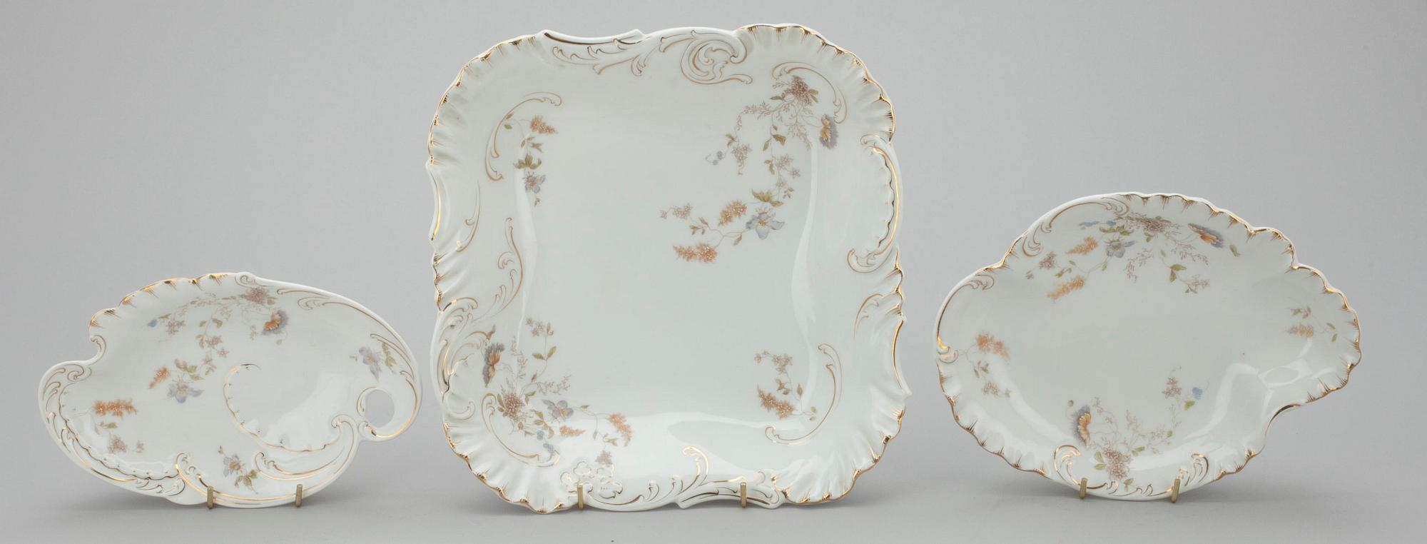 SERVIS, ca 132 delar, porslin, Rosenthal "Louis XIV", 1900-talets början.