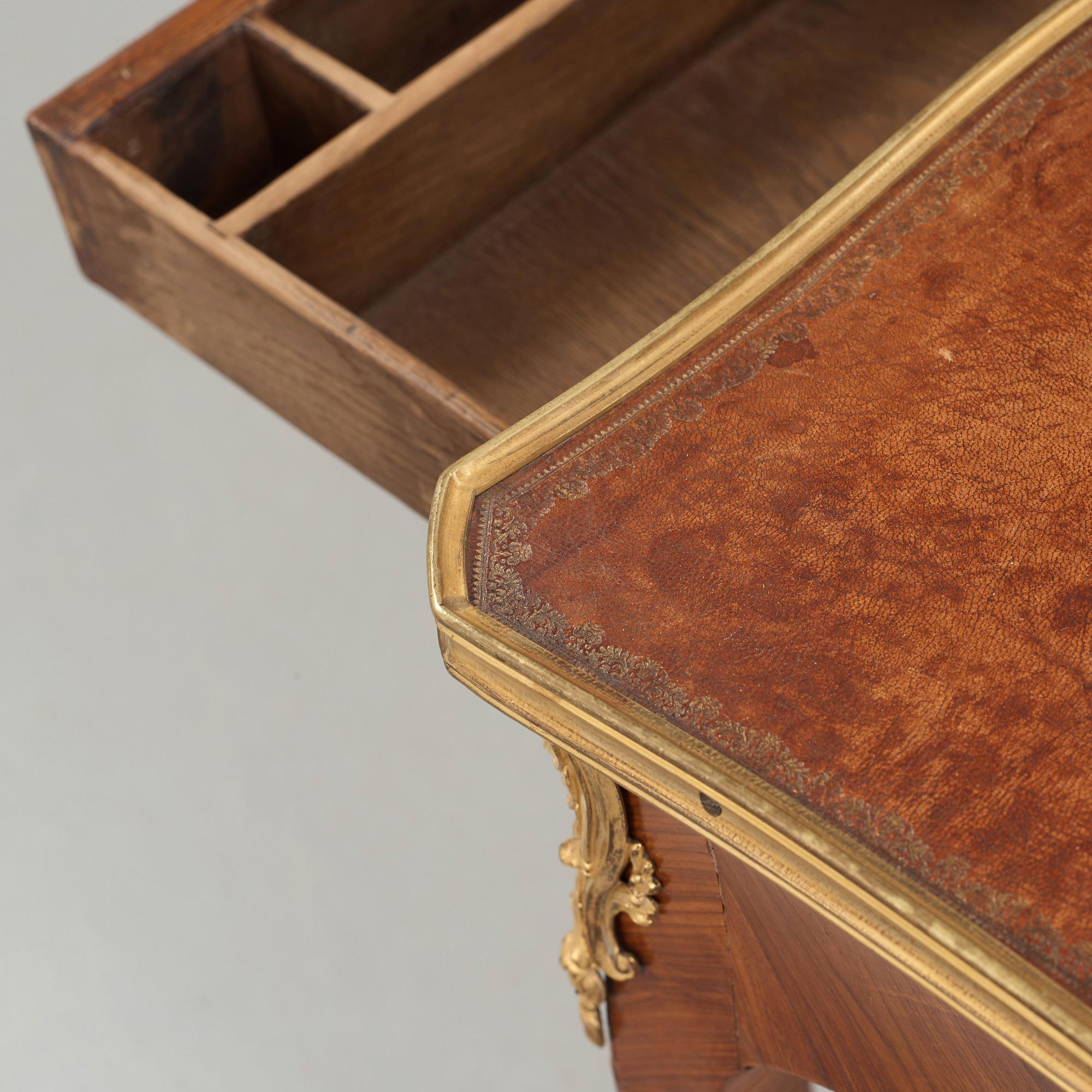 SALONGSBORD, Frankrike, 1700-talets mitt, Louis XV.