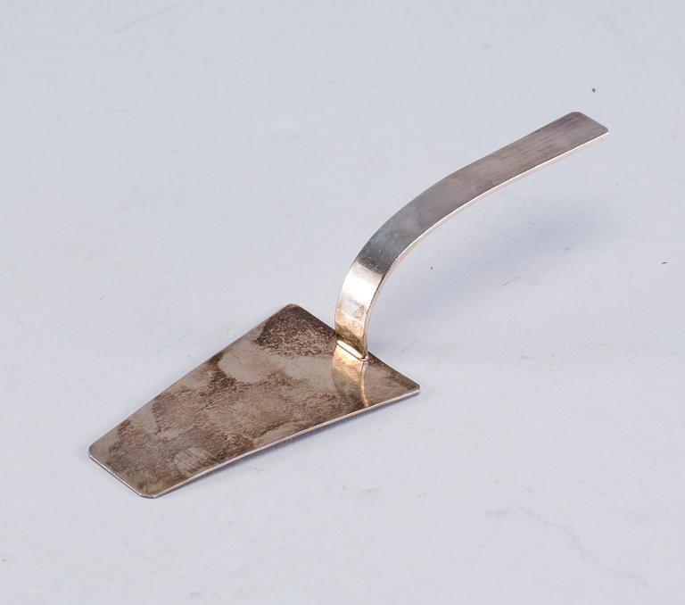 SERVERINGSSPADE, silver, Wiwen Nilson, Lund 1967. 74 g.