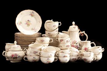 KAFFE- samt MOCCASERVIS, porslin, 71 delar, "Sanssouci" Rosenthal, Tyskland, 1900-talets mitt.