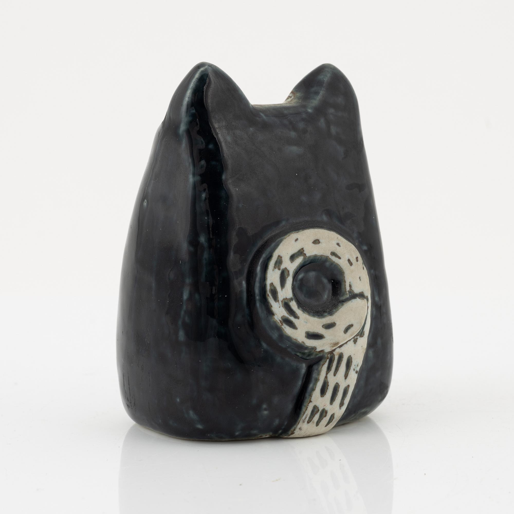 Lisa Larson, a stoneware figurine of a cat, Gustavsberg.