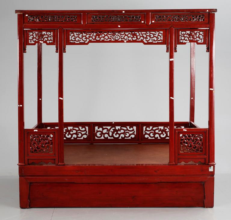 A Chinese 20th cent bed.