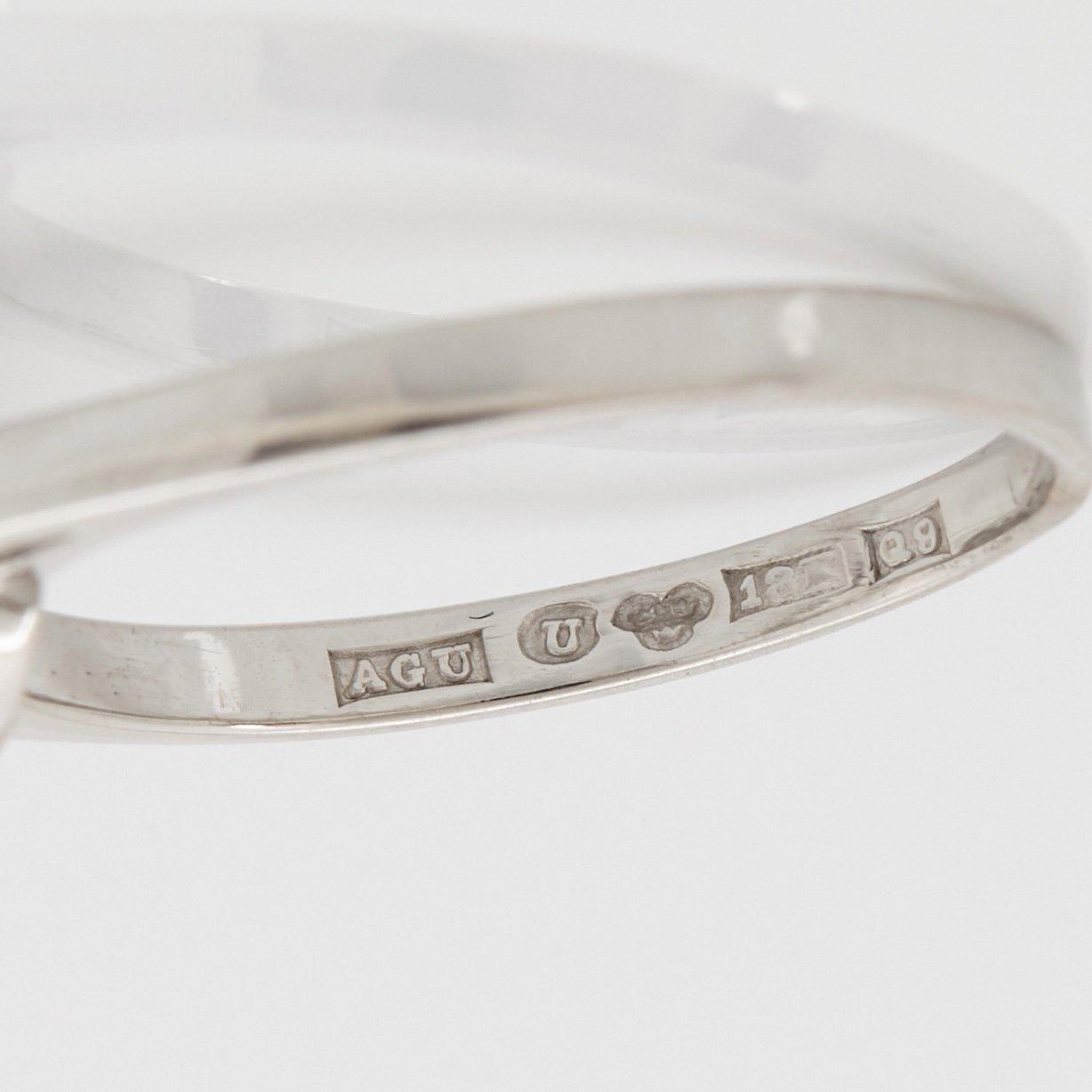 Ring 18K vitguld med en rund briljantslipad diamant 1.86 ct enligt gravyr kvalitet ca G/H si/i.