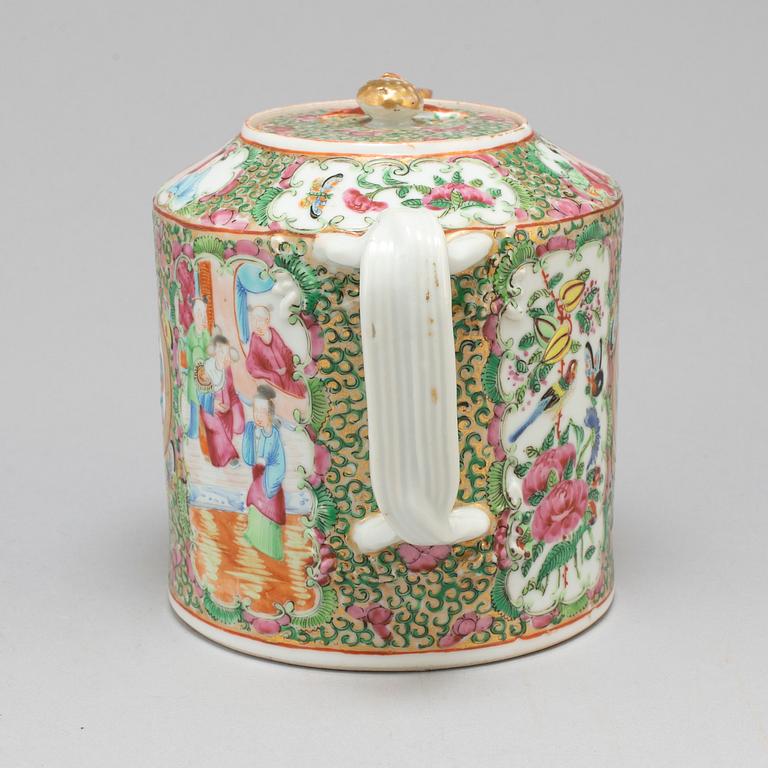 A 18th century Chines porcelain tea-pot.