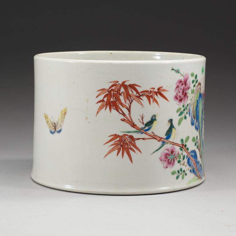 A large famille rose scroll/brush pot, Qing dynasty.