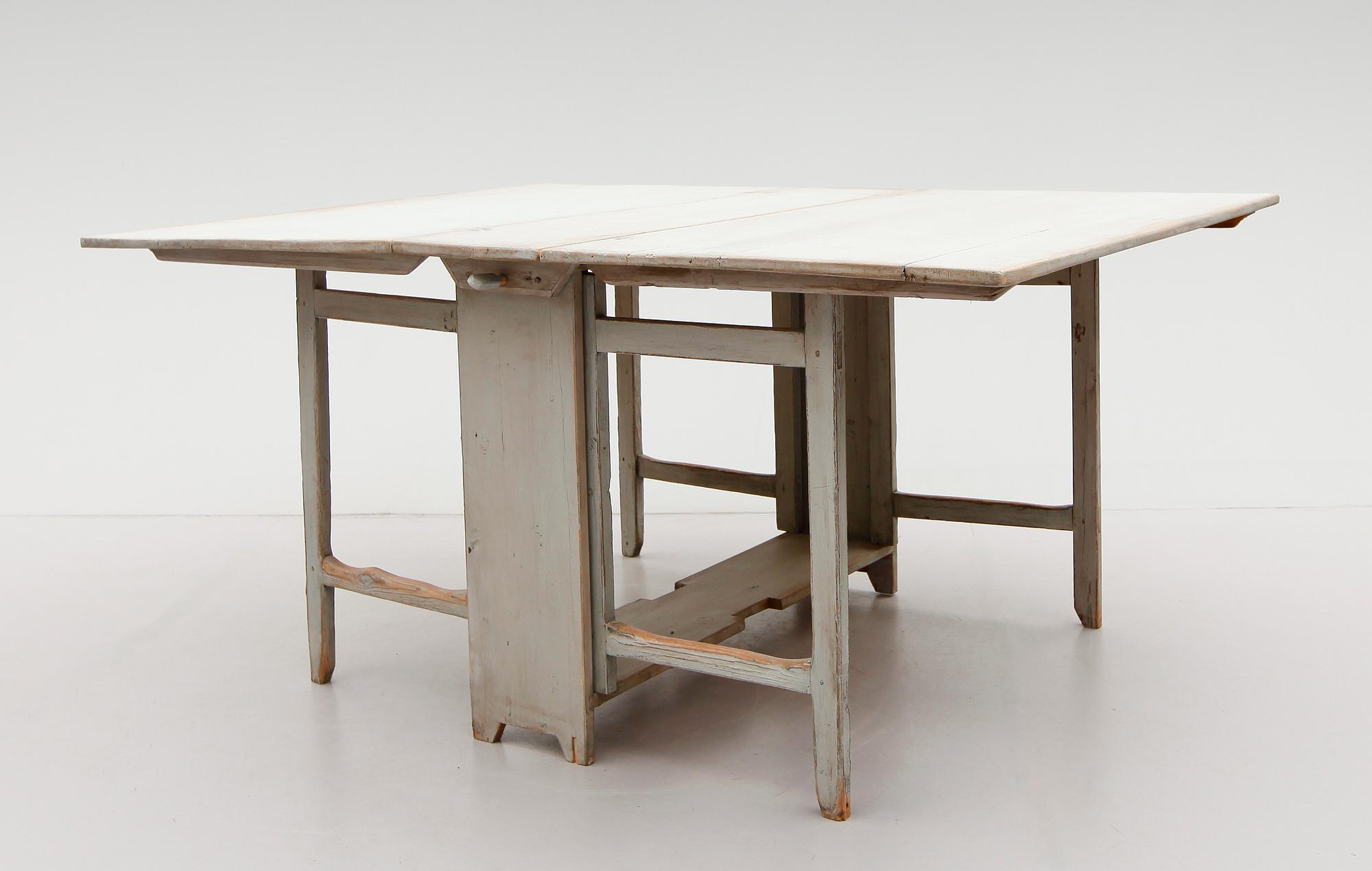 SLAGBORD, 1800-talets första hälft.