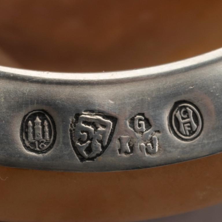 BOX WITH LID, alabaster and silver, Knud Georg Jensen, Copenhagen 1918.