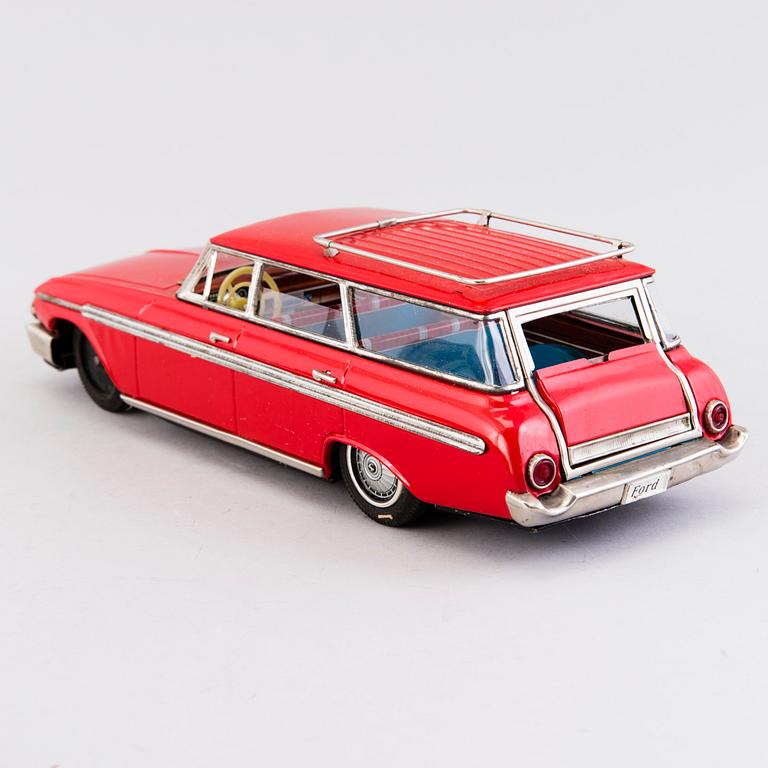 A 1960s tin toy car by ATC Asahi, Japan.