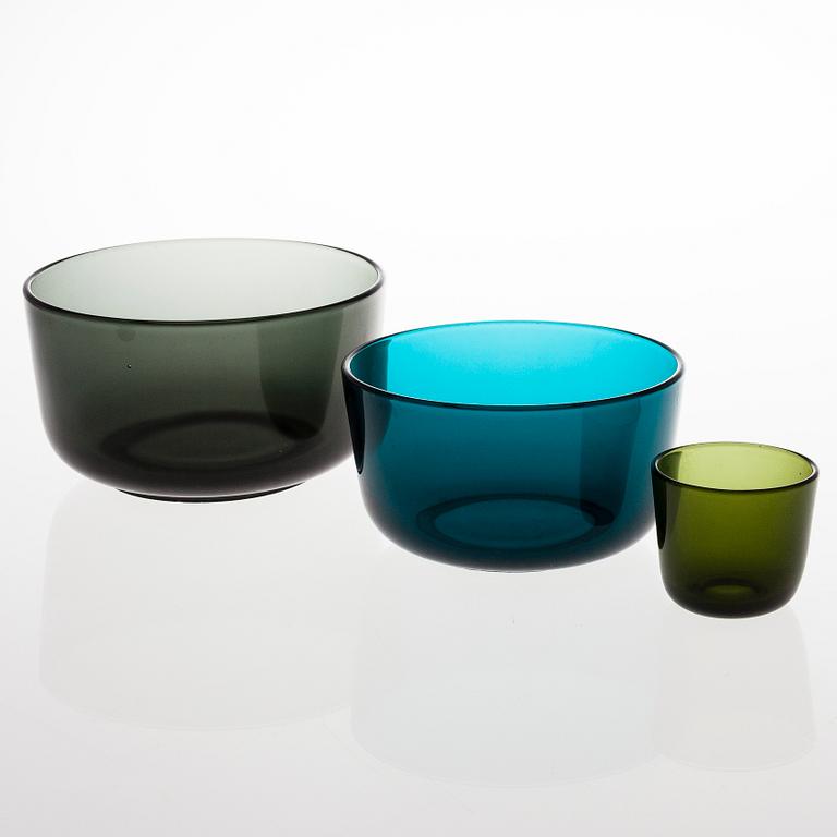 KAJ FRANCK, A set of Six 5023 Glasses and two glass bowls, Nuutajärvi.