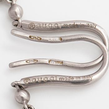 Gucci, örhängen, 18K vitguld och bergskristall.