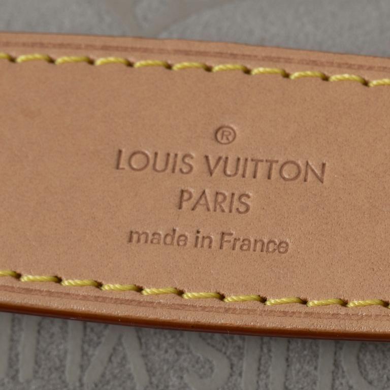 Louis Vuitton, Exercise mat.