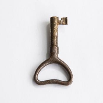 Vitrinskåp 1900-talets första hälft.